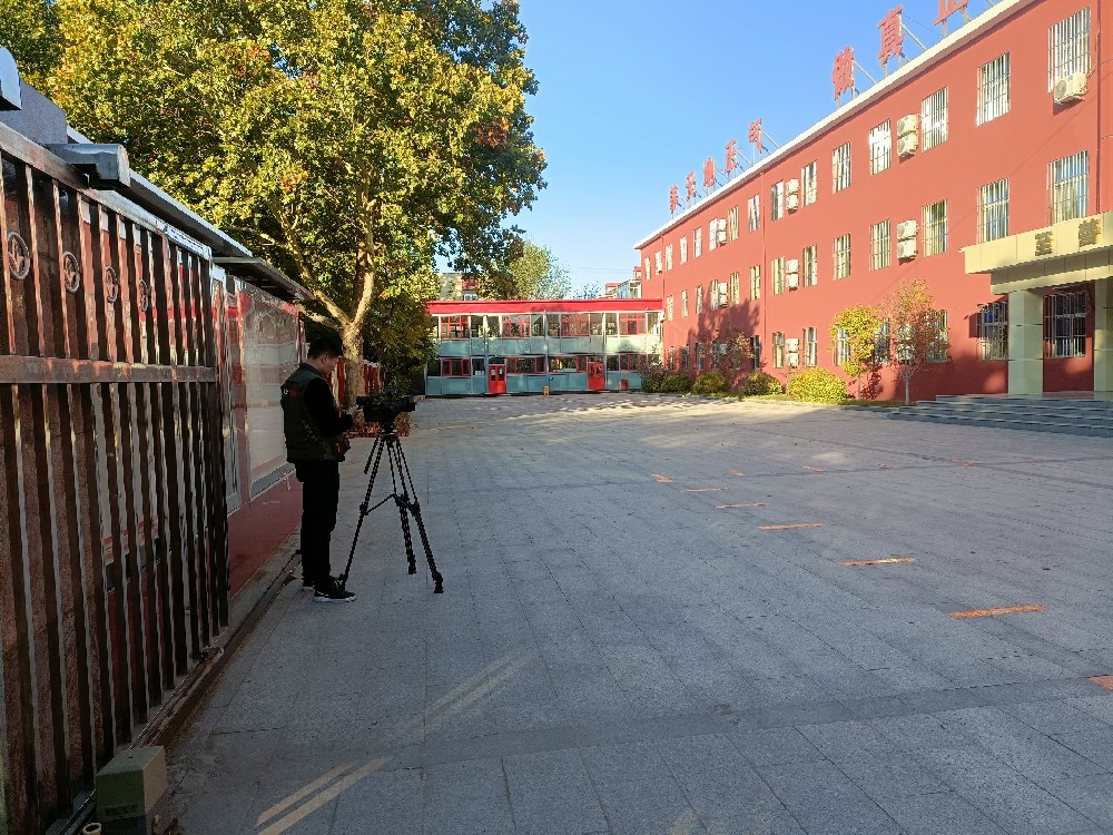 华油荣德小学公寓楼